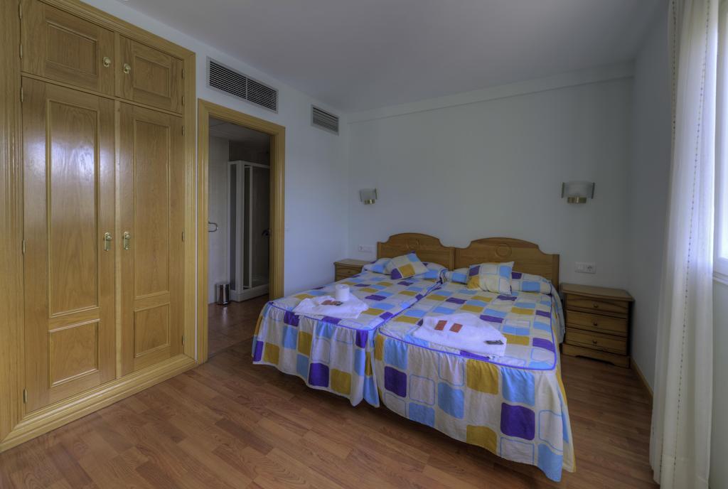 Hostal Restaurante La Pineda El Barco de Ávila Pokoj fotografie