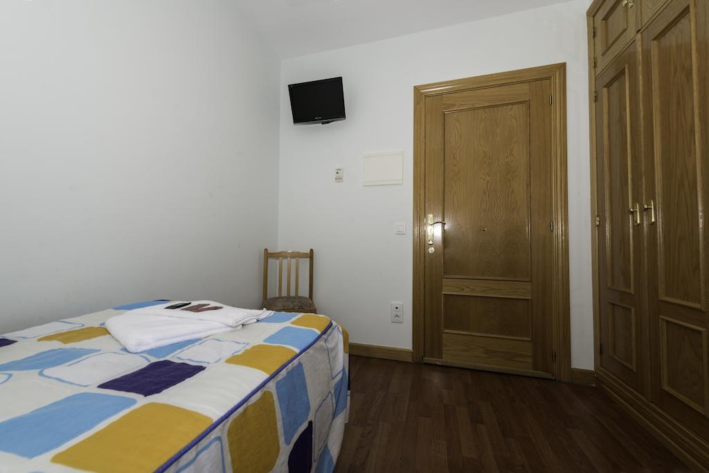 Hostal Restaurante La Pineda El Barco de Ávila Pokoj fotografie